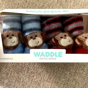 NWT Rattle Socks 0-12months